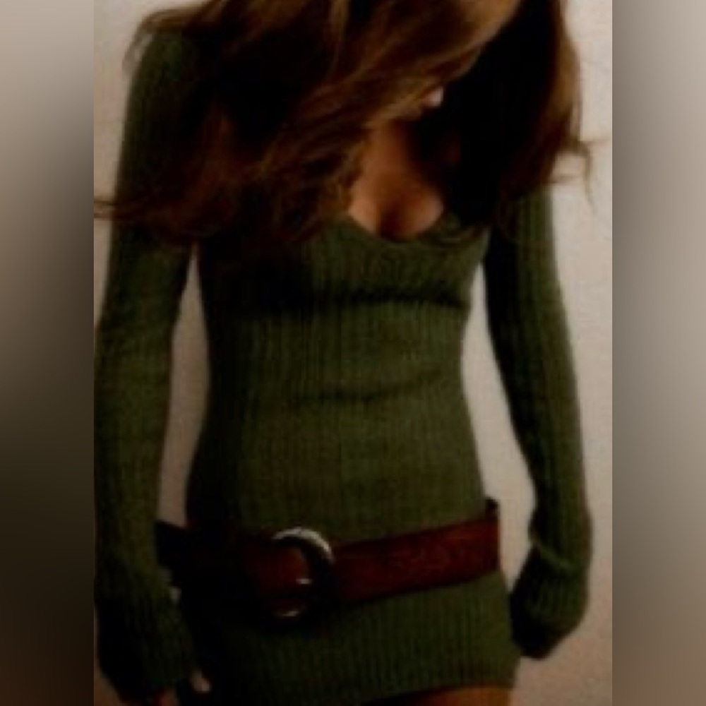 Deletta Green Ribbed Knit Top